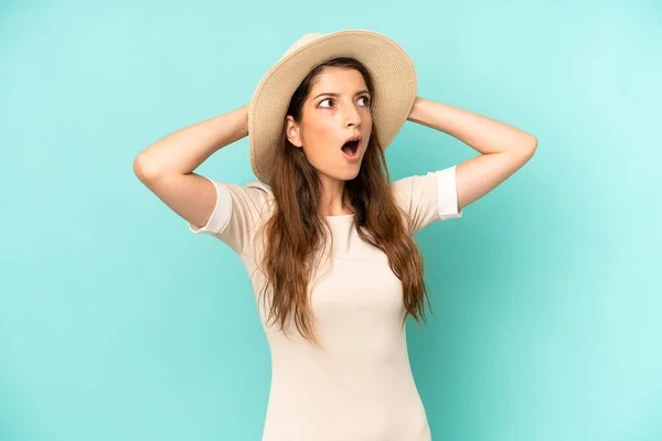 Young Adult Pretty Woman Open Mouth Looking Horrified Shocked Because — Stockfoto
