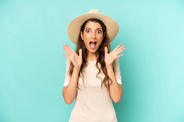 Young Adult Pretty Woman Looking Happy Excited Shocked Unexpected Surprise — Stockfoto