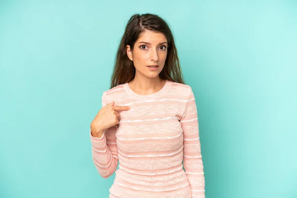 Young Adult Pretty Woman Feeling Confused Puzzled Insecure Pointing Self — Stock Photo, Image