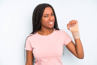 black pretty woman feeling puzzled and confused. broken hand concept