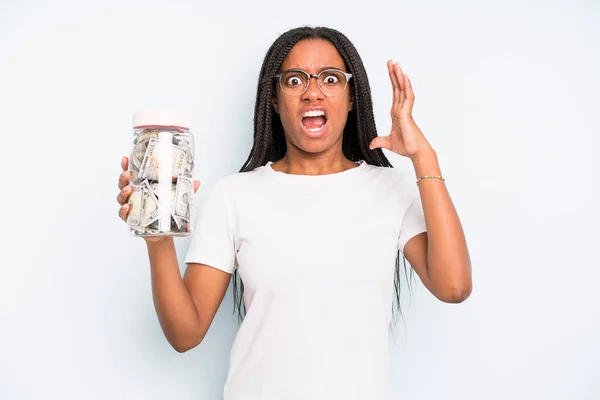 Black Pretty Woman Screaming Hands Air Savings Concept — Zdjęcie stockowe