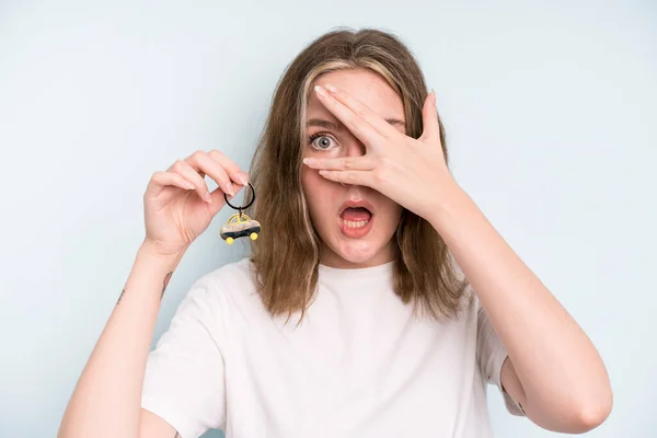 Caucasian Pretty Woman Looking Shocked Scared Terrified Covering Face Hand — Stock Photo, Image