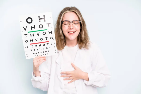 Caucasian Pretty Woman Feeling Puzzled Confused Doubting Optical Vision Test — Stockfoto