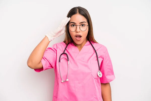 Hispanic Pretty Woman Looking Happy Astonished Surprised Medicine Student Concept — Stock fotografie
