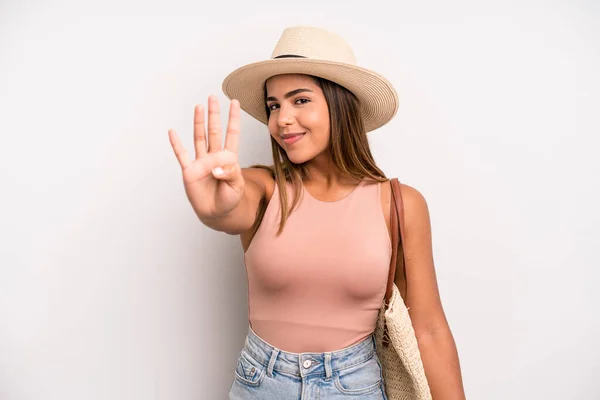 Hispanic Pretty Woman Smiling Looking Friendly Showing Number Four Summer — Stockfoto