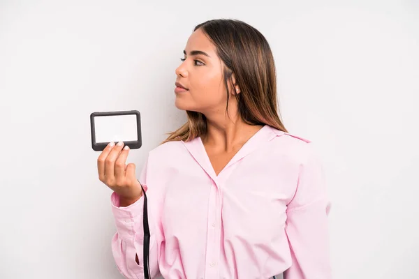 Hispanic Pretty Woman Profile View Thinking Imagining Daydreaming Pass Card — Stok fotoğraf