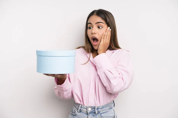 Hispanic Pretty Woman Feeling Happy Excited Surprised Gift Box Concept —  Fotos de Stock