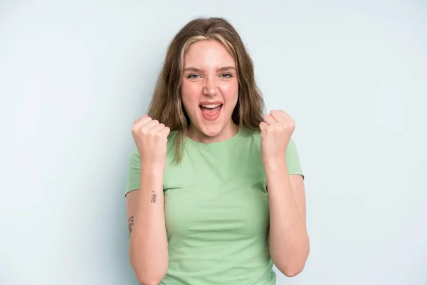 Caucasian Pretty Woman Shouting Triumphantly Laughing Feeling Happy Excited While — Stok fotoğraf