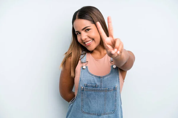 Hispanic Latin Pretty Woman Smiling Looking Happy Carefree Positive Gesturing — Stockfoto