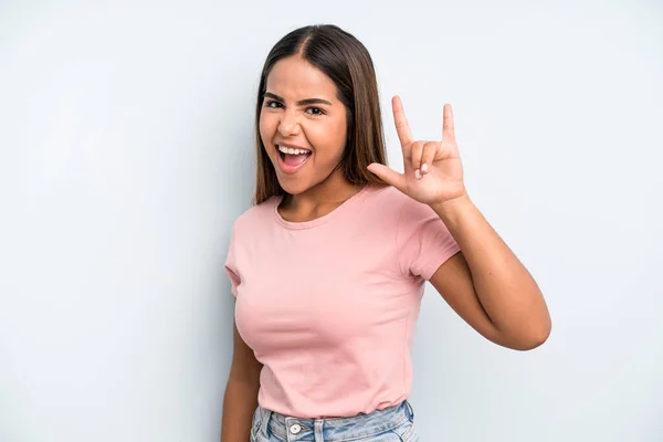 Hispanic Latin Pretty Woman Feeling Happy Fun Confident Positive Rebellious — Zdjęcie stockowe