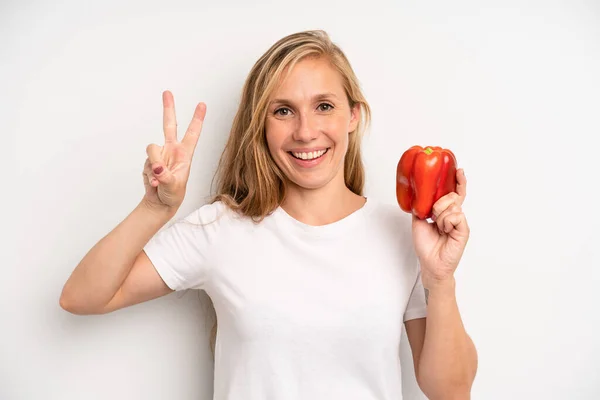 Muito Jovem Mulher Adulta Vegetal Conceito — Fotografia de Stock