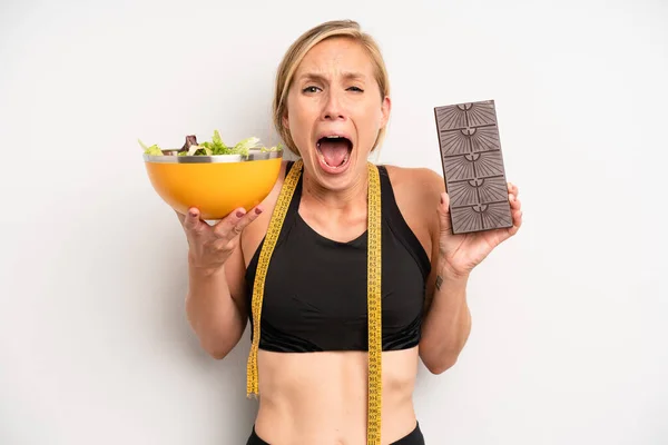 Jolie Jeune Femme Adulte Salade Régime Alimentaire Concept Fitness — Photo
