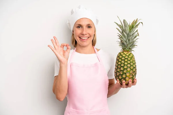 Bastante Joven Mujer Adulta Chef Ingrediente Concepto Alimentos Saludables — Foto de Stock
