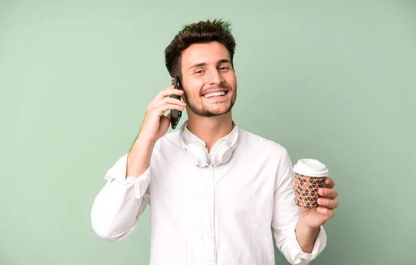 Joven Hombre Guapo Aislado Usando Teléfono —  Fotos de Stock