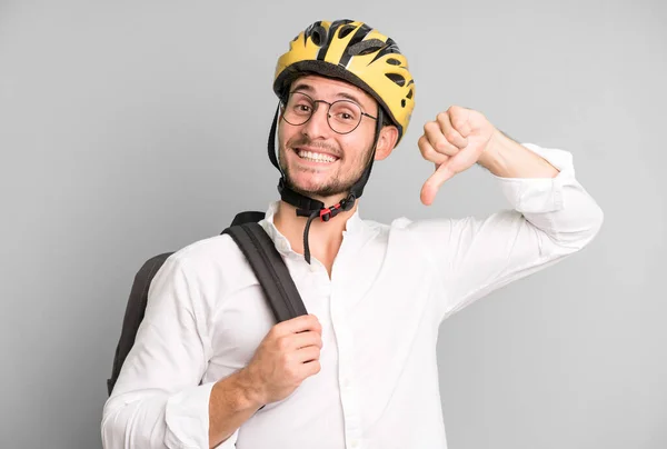 Jeune Homme Affaires Beau Isolé Avec Casque Vélo — Photo