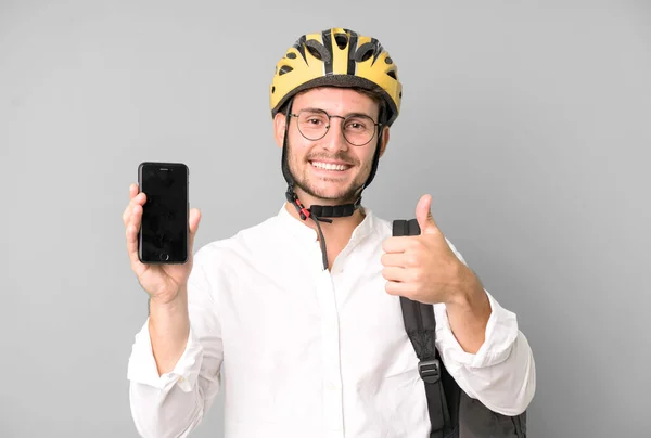 Junger Gutaussehender Geschäftsmann Isoliert Mit Fahrradhelm — Stockfoto