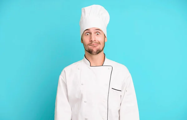Apuesto Adolescente Buscando Desconcertado Confundido Concepto Chef — Foto de Stock