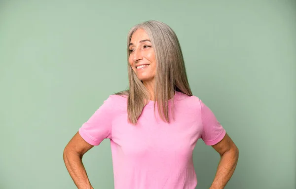 Pretty Gray Hair Senior Woman Looking Happy Cheerful Confident Smiling — Stock Photo, Image