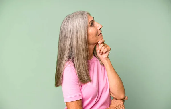 Pretty Gray Hair Senior Woman Feeling Thoughtful Wondering Imagining Ideas — Stock Photo, Image