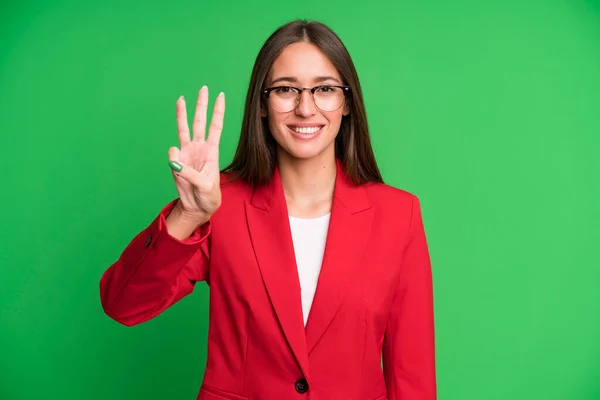 Junge Hübsche Frau Die Freundlich Lächelt Und Die Nummer Drei — Stockfoto