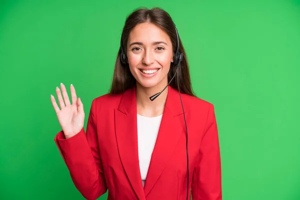 Jovem Mulher Bonita Sentindo Feliz Surpreso Perceber Uma Solução Ideia — Fotografia de Stock