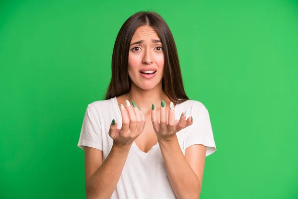 Hispanic Pretty Woman Looking Desperate Frustrated Stressed Unhappy Annoyed Shouting — Stock Photo, Image