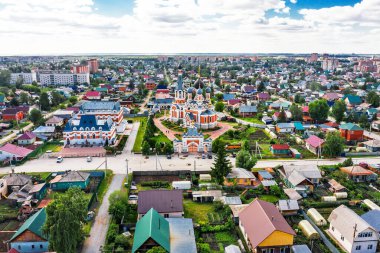BERDSK, Novosibirsk Bölgesi, Rusya 'nın Batı Sibirya Bölgesi - 6 Haziran 2021: Novosibirsk ve Berdsk Piskoposluğunun başkalaşım katedrali
