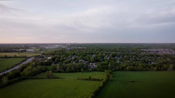 Distant View Downtown Lexington Kentucky Descending Reveal Agriculture Fields Farms — Stockvideo