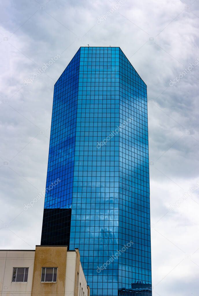 Tallest building in downtown mid west city of Lexington, Kentucky hosting financial and administrative offices