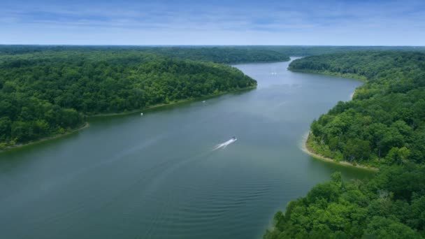 Speed Boat Pulling Water Ski Surface Taylorsville Lake Kentucky — Stockvideo