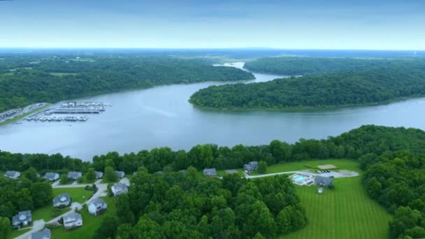 Aerial View Neighborhood Vacation Lake Houses Close Taylorsville Lake Marina — Stockvideo