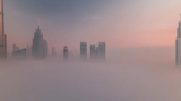 Letecký Pohled Ranní Mlha Pokryla Dubaj Mezinárodní Finanční Centrum Okresní — Stock fotografie