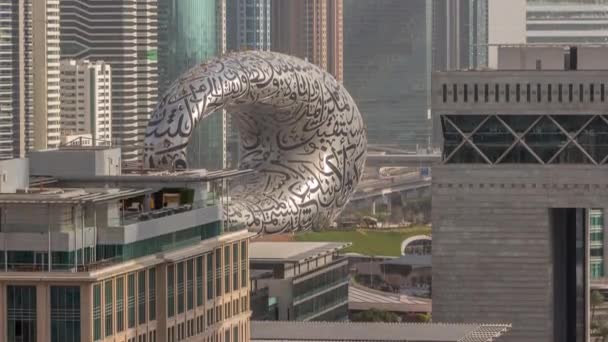 Dubaj muzeum budoucího exteriéru design antény timelapse. — Stock video