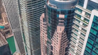 Dubai Marina 'nın en uzun gökdelenlerin zaman çizelgesini gösteren manzarasına bakın. Dubai, BAE