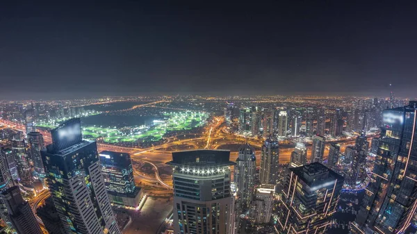 迪拜码头全景 与Jlt摩天大楼和高尔夫球场夜游 阿拉伯联合酋长国迪拜 从塔顶俯瞰空中风景 城市灯光照明 — 图库照片