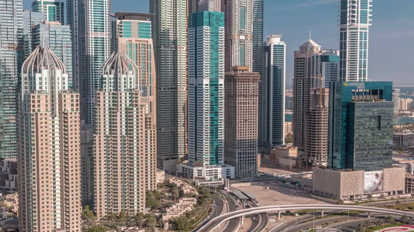 Felhőkarcolók Dubai Marina Közelében Csomópont Villamos Megáll Legmagasabb Lakóépületek Timelapse — Stock Fotó