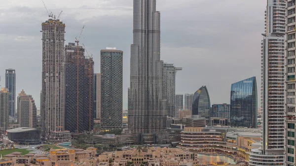 Dubai Downtown Night Transition Timelapse Najwyższym Drapaczem Chmur Innymi Wieżami — Zdjęcie stockowe