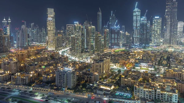 Футуристический Ночной Город Подсвеченной Архитектурой Центра Дубая Многие Светящиеся Высокие — стоковое фото