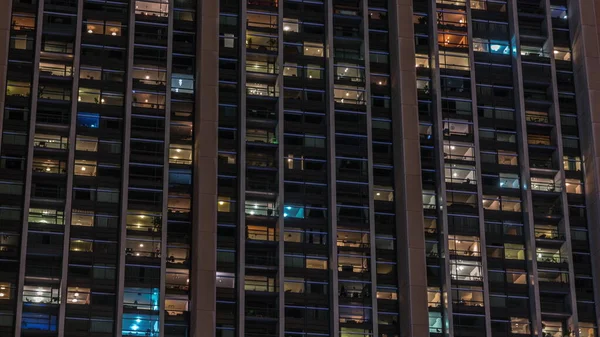 Grandes Ventanas Brillantes Oficinas Modernas Edificios Residenciales Timelapse Por Noche —  Fotos de Stock