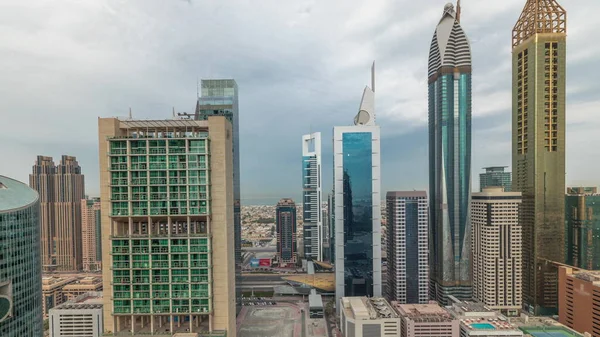 Panorama Pokazująca Wieżowce Dubai International Financial Center Promenadą Alei Bramy — Zdjęcie stockowe