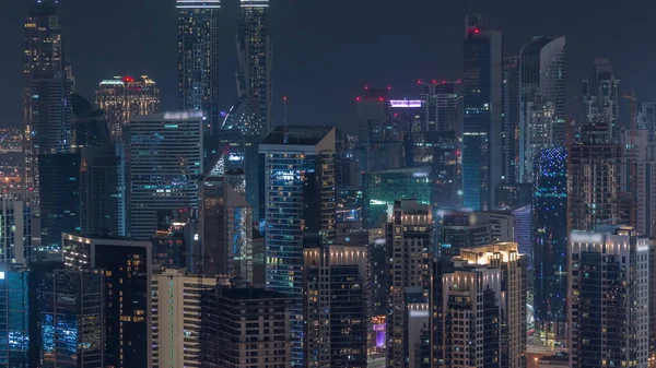 Skyline Сучасною Архітектурою Бізнесу Дубаї Верхня Частина Освітлених Веж Вночі — стокове фото