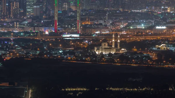 Skyline Der Stadt Dubai Mit Modernen Wolkenkratzern Und Beleuchteter Moschee — Stockfoto
