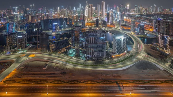 Skyline Panorámico Dubai Con Sitio Construcción Bahía Negocios Timelapse Noche —  Fotos de Stock