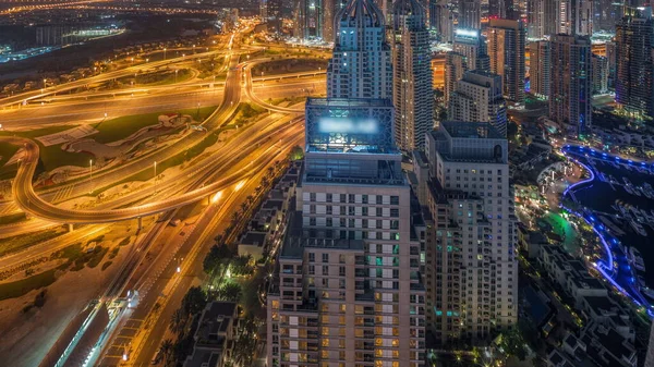 Puerto Deportivo Dubái Jlt Iluminaron Rascacielos Largo Sheikh Zayed Road —  Fotos de Stock