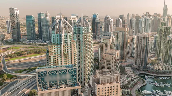 Dubajský Přístav Mrakodrapy Jlt Podél Vzdušného Času Sheikh Zayed Road — Stock fotografie