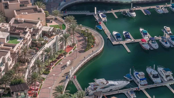 Набережная Dubai Marina Променадом Дубай Оаэ Многие Рестораны Плавучие Яхты — стоковое фото