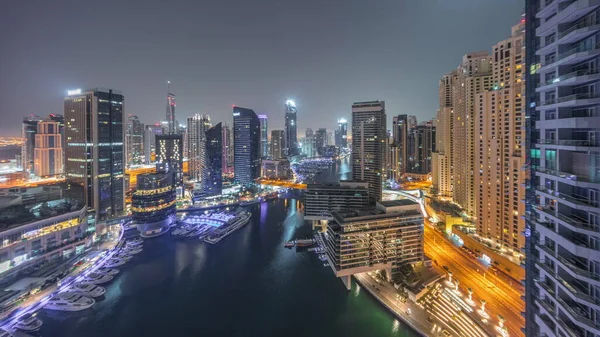 Vista Panorámica Aérea Puerto Deportivo Dubai Rascacielos Iluminados Alrededor Del —  Fotos de Stock