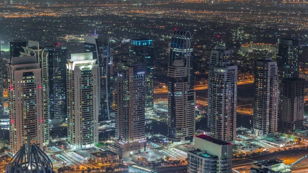 Περιοχή Jumeirah Lakes Towers Πολλούς Φωτισμένους Ουρανοξύστες Κατά Μήκος Sheikh — Φωτογραφία Αρχείου
