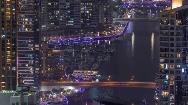 Vista Del Puerto Deportivo Dubái Mostrando Puentes Sobre Canal Rodeado —  Fotos de Stock