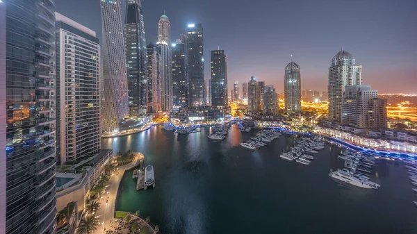 Dubai Marina Найвищі Хмарочоси Яхти Гавані Повітря Вночі День Перед — стокове фото